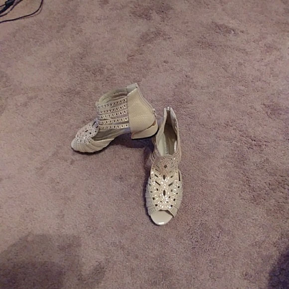 Shoes - Picture 1 of 3